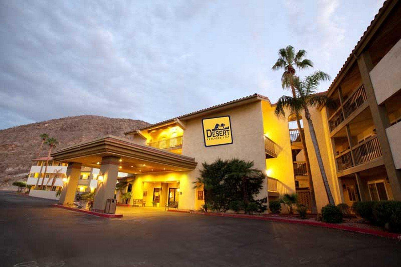 Red Lion Inn & Suites Cathedral City Palm Springs Bagian luar foto