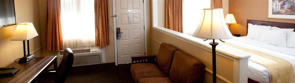 Red Lion Inn & Suites Cathedral City Palm Springs Ruang foto