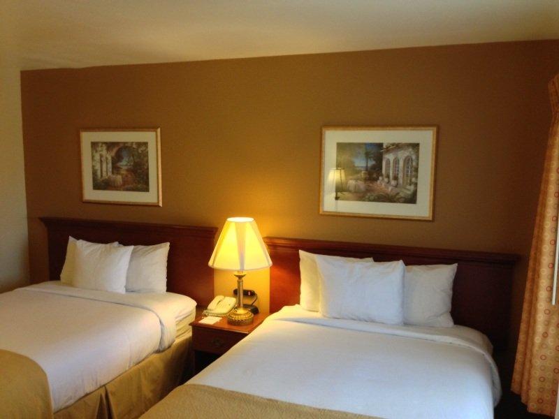 Red Lion Inn & Suites Cathedral City Palm Springs Bagian luar foto